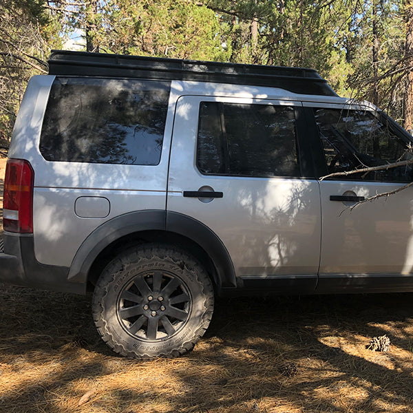 Land Rover with Convoy Tent Closed side view